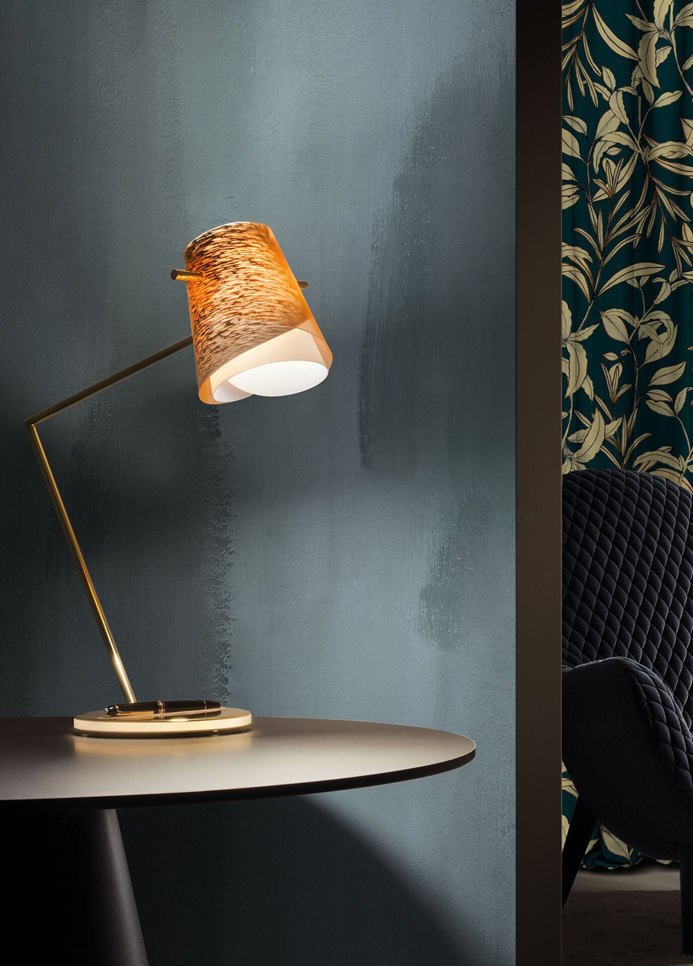 Overlay Gold Pirinç Led Masa Lambası