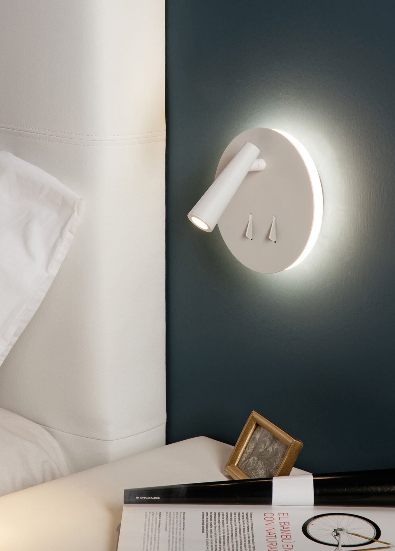 Panau Beyaz Led Metal Duvar Apliği